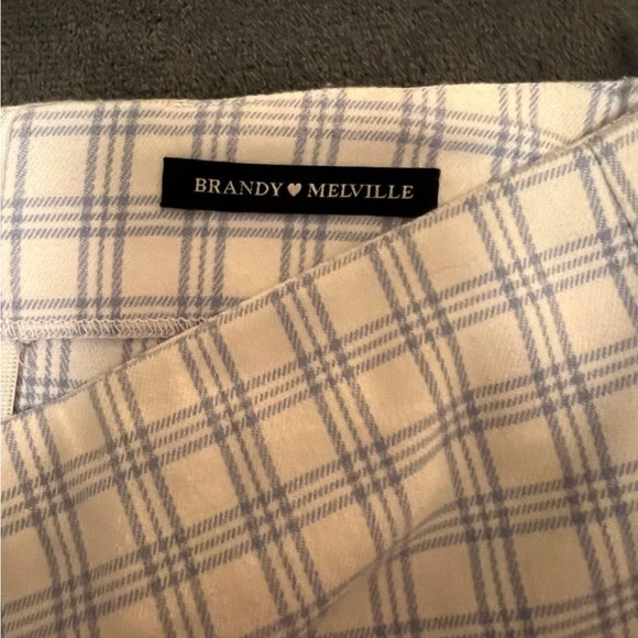 Brandy Melville Plaid Skirt - Picture 4 of 4
